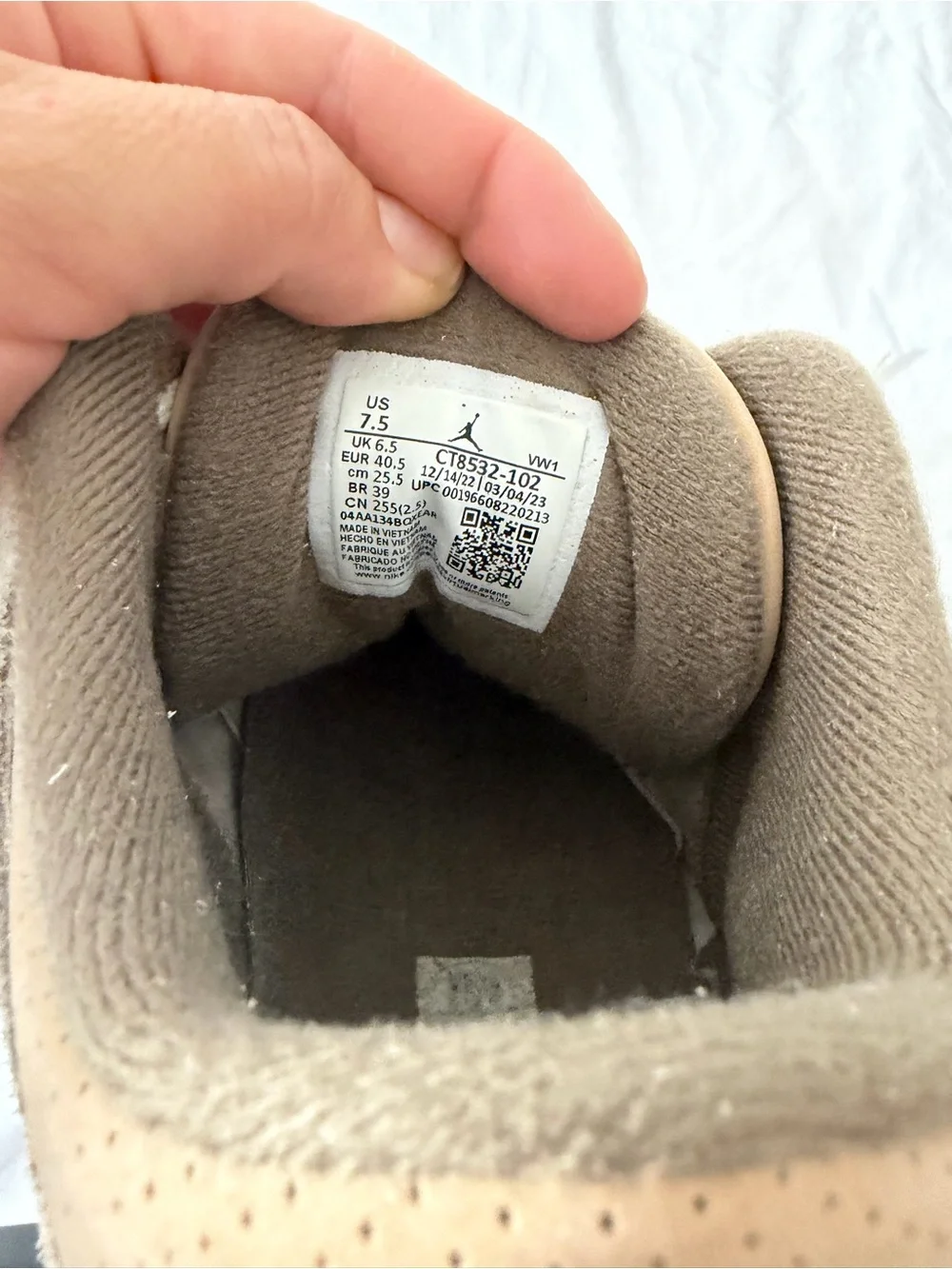 Air Jordan 3 Retro Palomino